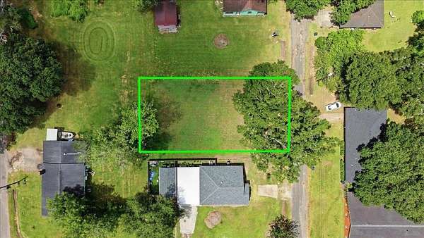 0.17 Acres of Residential Land for Sale in Silsbee, Texas