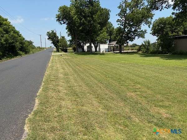 10.1 Acres of Land with Home for Sale in Jarrell, Texas