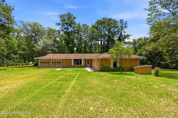11.7 Acres of Land with Home for Sale in Middleburg, Florida