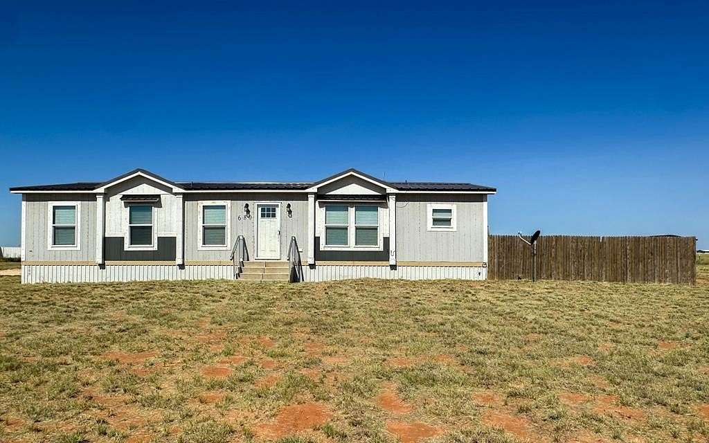 3.33 Acres of Land with Home for Sale in Seminole, Texas