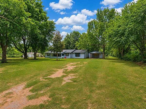 2.5 Acres of Land with Home for Sale in Blanchard, Oklahoma