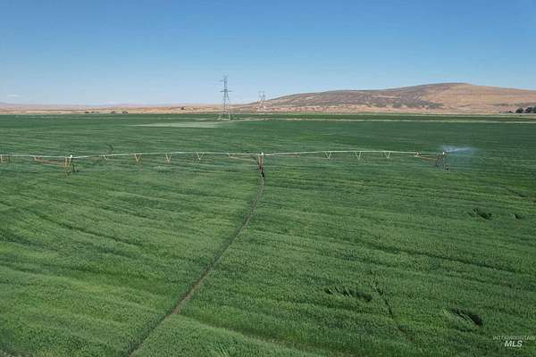 280 Acres of Land for Sale in Vale, Oregon