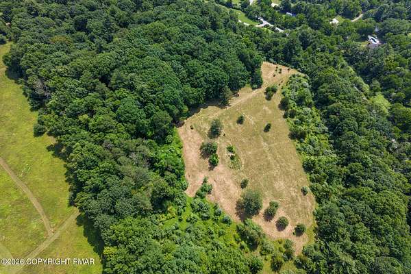 17 Acres of Recreational & Residential Land for Sale in Stroudsburg, Pennsylvania