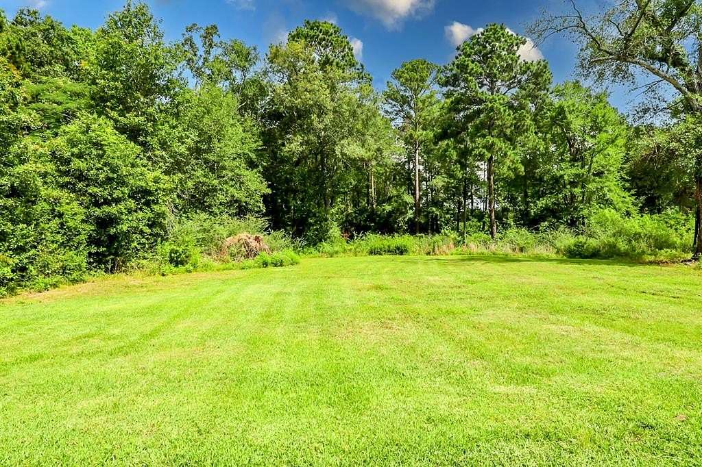 0.96 Acres of Residential Land for Sale in Lufkin, Texas