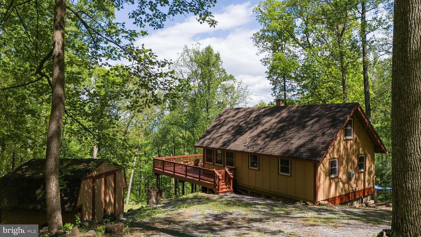 1.62 Acres of Land with Home for Sale in Front Royal, Virginia