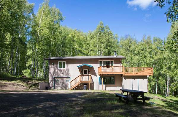 2.6 Acres of Land with Home for Sale in Fairbanks, Alaska