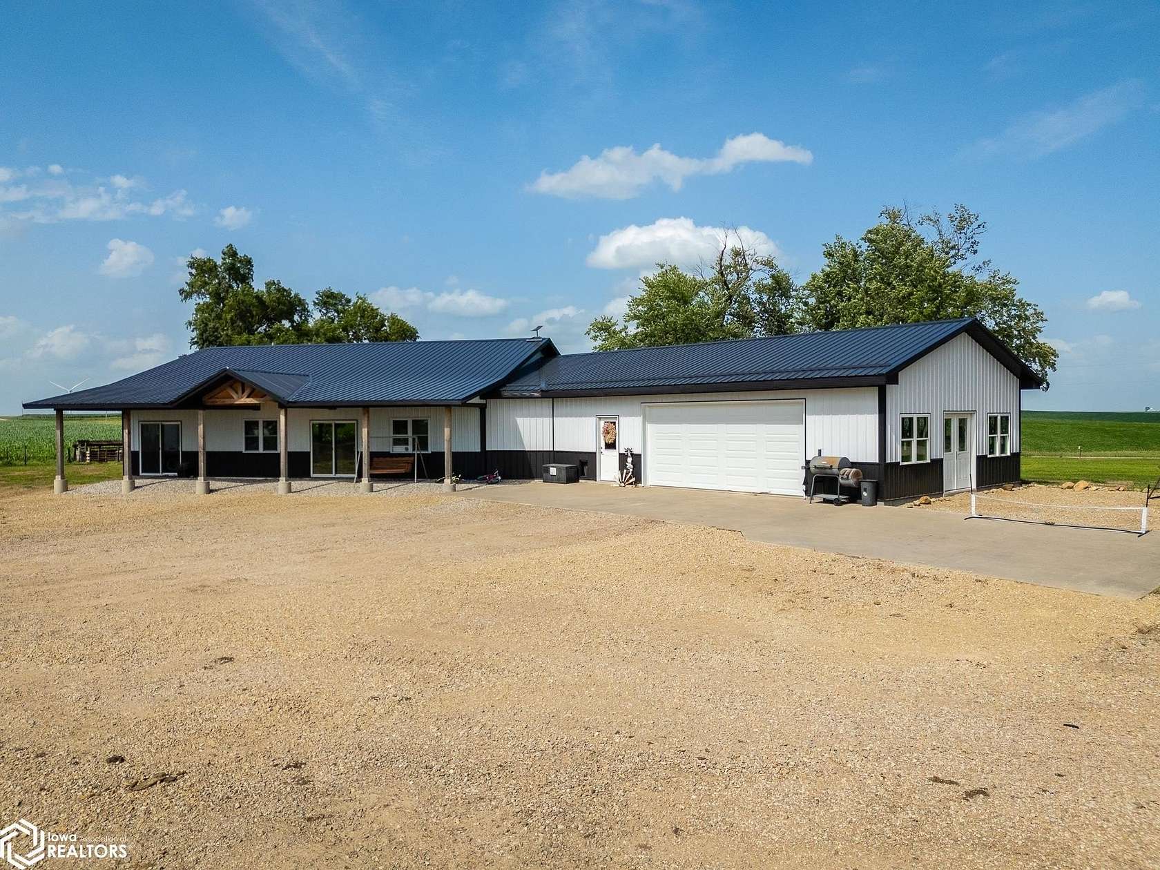 5.48 Acres of Land with Home for Sale in Toledo, Iowa