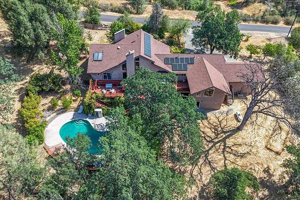 3.1 Acres of Land with Home for Sale in Redding, California