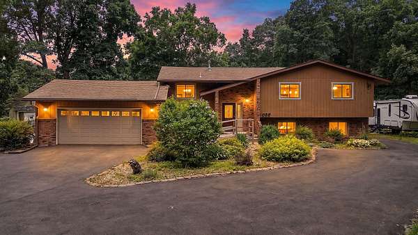 5 Acres of Land with Home for Sale in Chesterton, Indiana