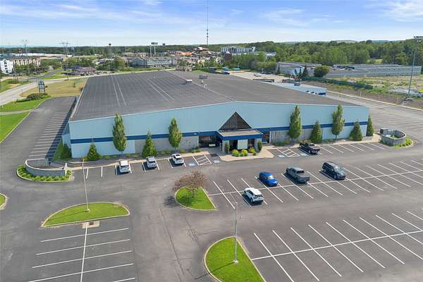 7.32 Acres of Improved Commercial Land for Sale in Erie, Pennsylvania