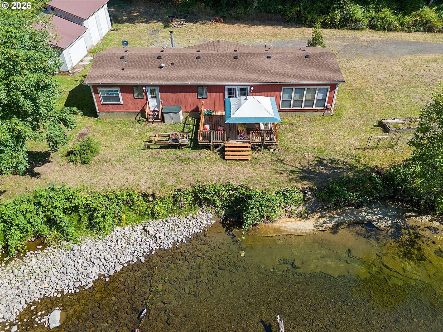 2.1 Acres of Land with Home for Sale in Eagle Creek, Oregon