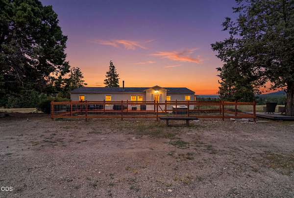 73.8 Acres of Land with Home for Sale in Beatty, Oregon