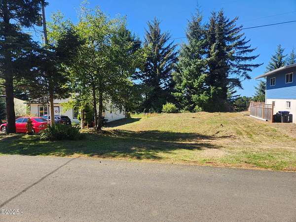 0.13 Acres of Residential Land for Sale in Waldport, Oregon