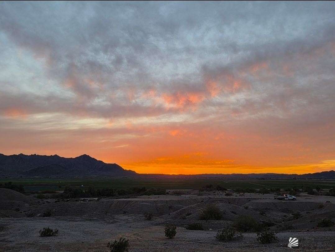 39.4 Acres of Agricultural Land with Home for Sale in Yuma, Arizona