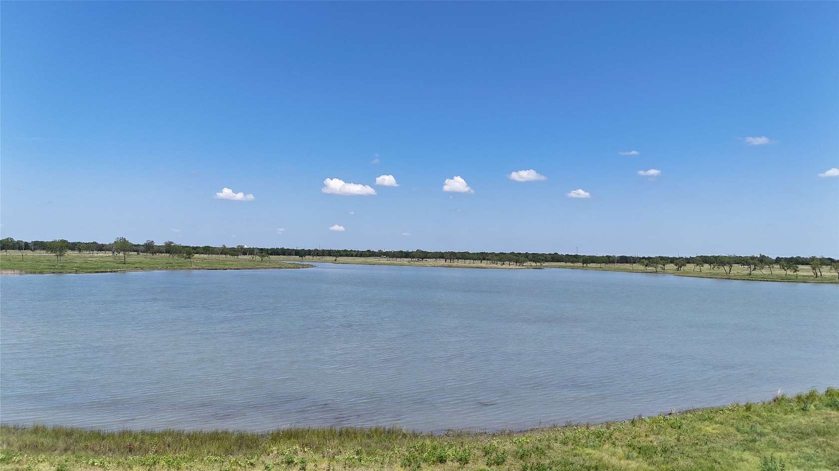 2.45 Acres of Residential Land for Sale in Corsicana, Texas