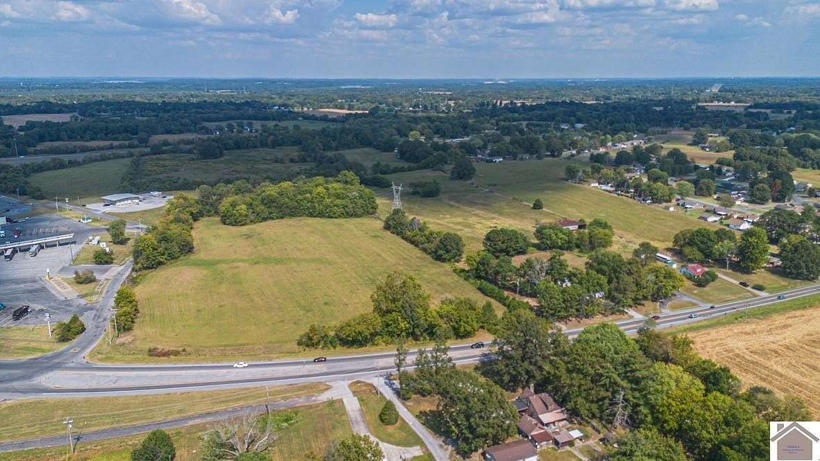 28 Acres of Mixed-Use Land for Sale in Paducah, Kentucky