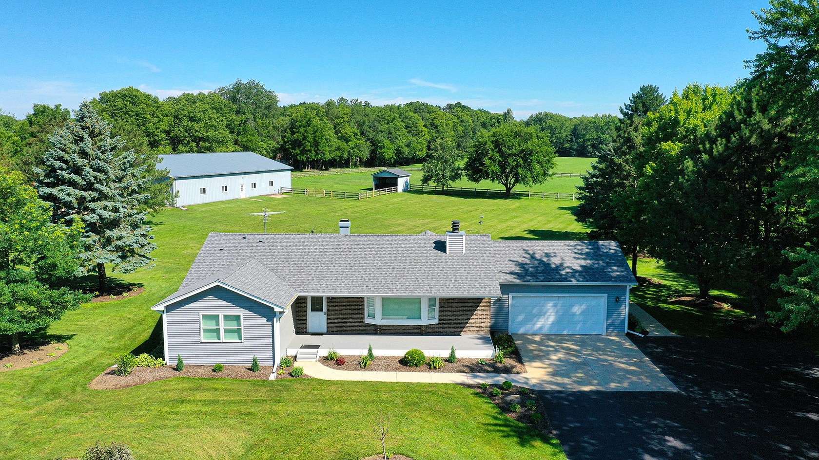 10 Acres of Land with Home for Sale in Spring Grove, Illinois