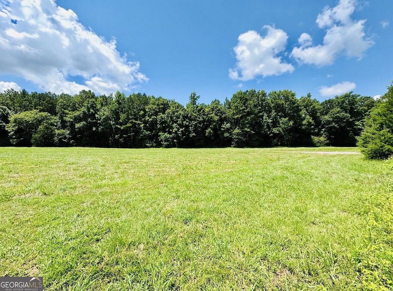 10 Acres of Land for Sale in LaGrange, Georgia