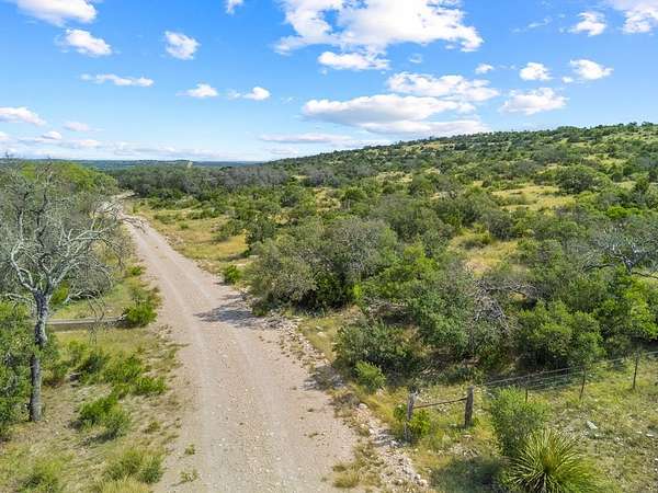 40 Acres of Recreational Land for Sale in Rocksprings, Texas