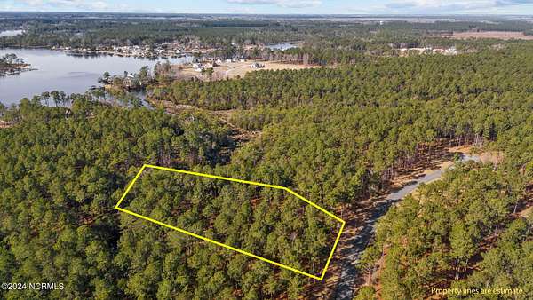 1 Acre of Residential Land for Sale in Oriental, North Carolina