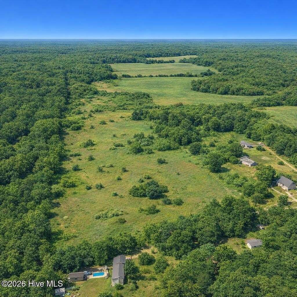 5 Acres of Residential Land for Sale in Aberdeen, North Carolina
