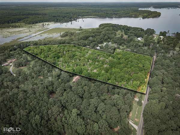13.8 Acres of Land for Sale in Mooringsport, Louisiana