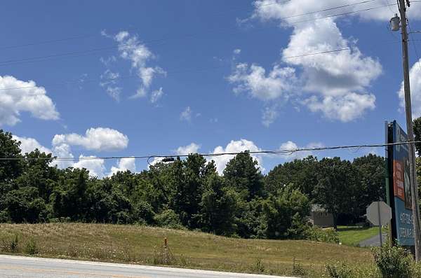 1.27 Acres of Land for Sale in Reeds Spring, Missouri