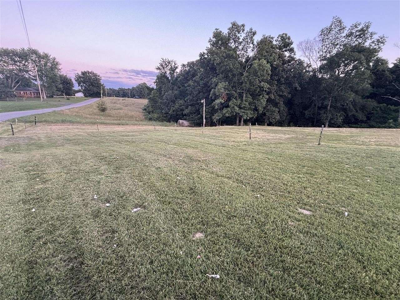 3.29 Acres of Residential Land for Sale in Auburn, Kentucky