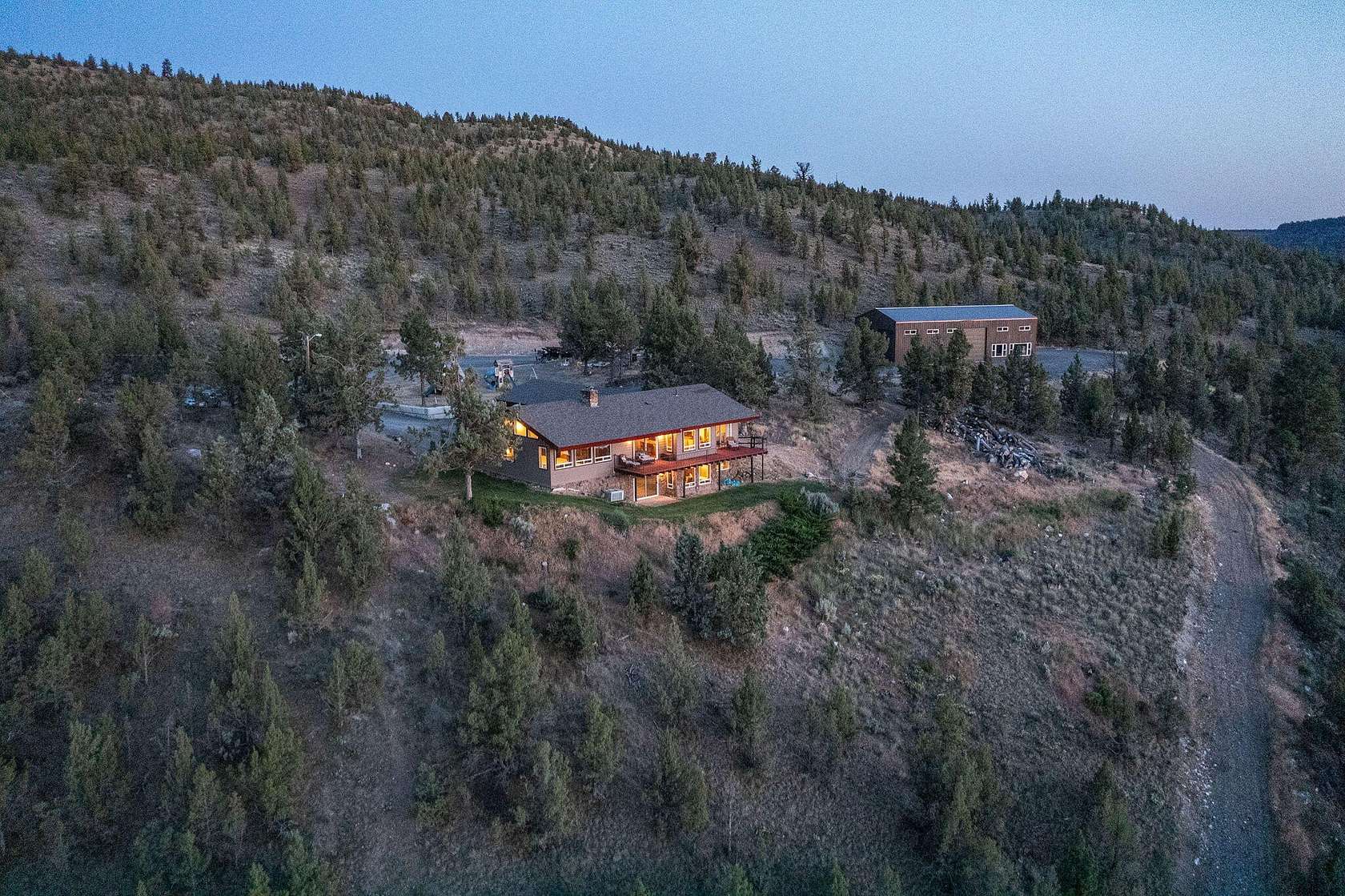 10 Acres of Recreational Land with Home for Sale in Prineville, Oregon