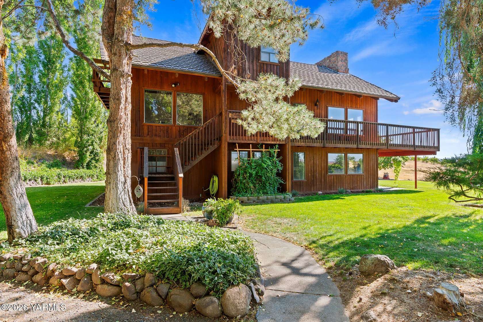 4 Acres of Land with Home for Sale in Yakima, Washington
