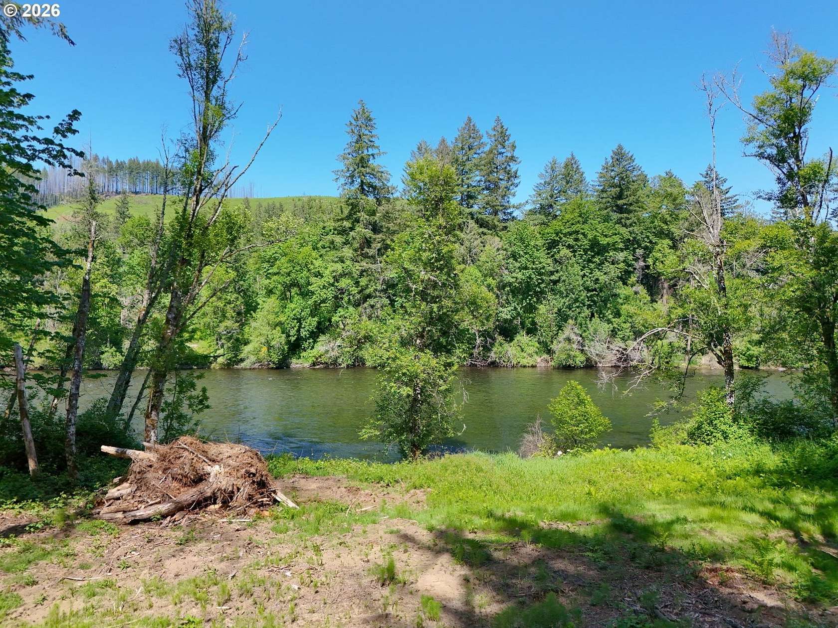 2.35 Acres of Residential Land for Sale in Vida, Oregon