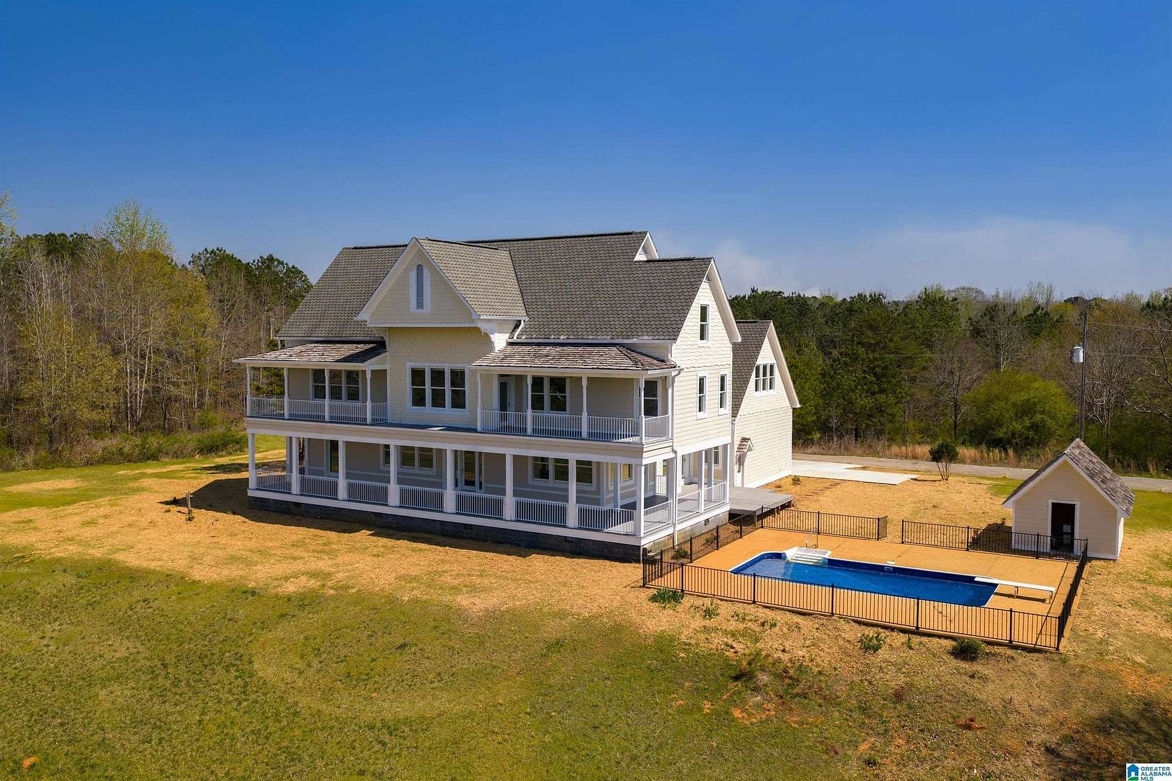 4.4 Acres of Land with Home for Sale in Sylacauga, Alabama