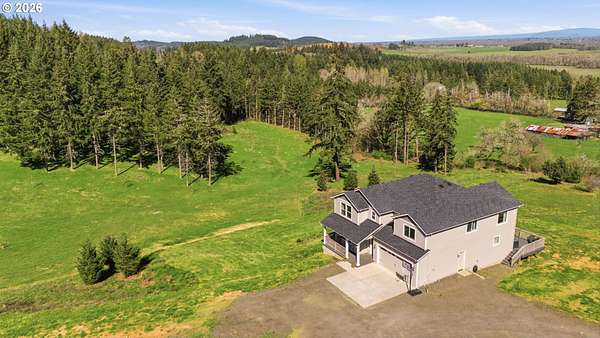 12 Acres of Land with Home for Sale in Monroe, Oregon
