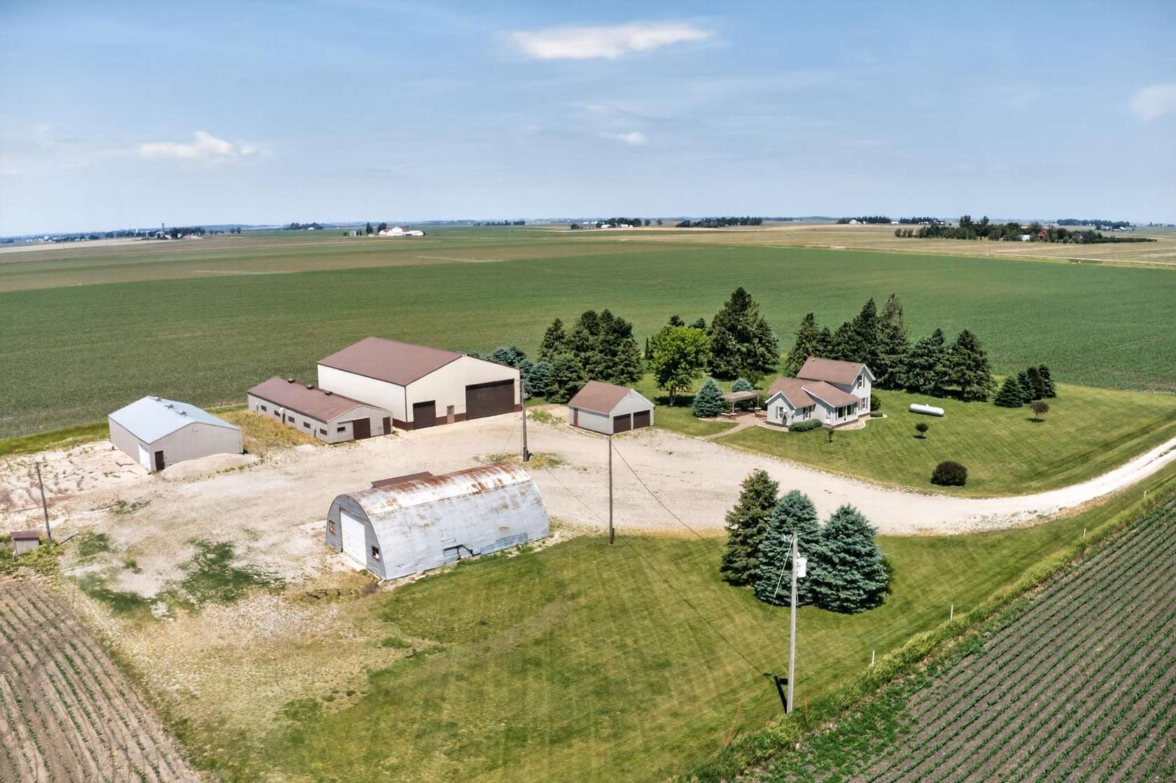 4.35 Acres of Land with Home for Sale in Dysart, Iowa