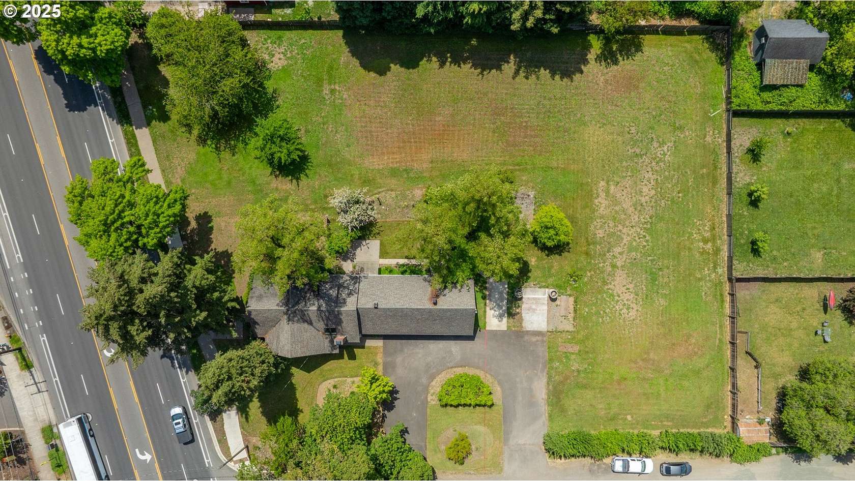 0.88 Acres of Residential Land for Sale in Eugene, Oregon