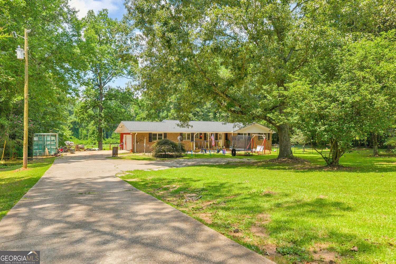 3.3 Acres of Land with Home for Sale in Stockbridge, Georgia