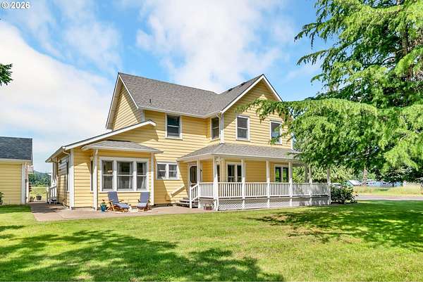5 Acres of Land with Home for Sale in Eugene, Oregon