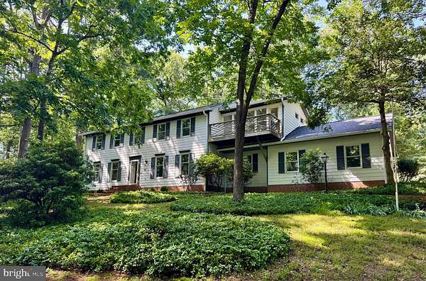 2 Acres of Land with Home for Sale in Great Falls, Virginia