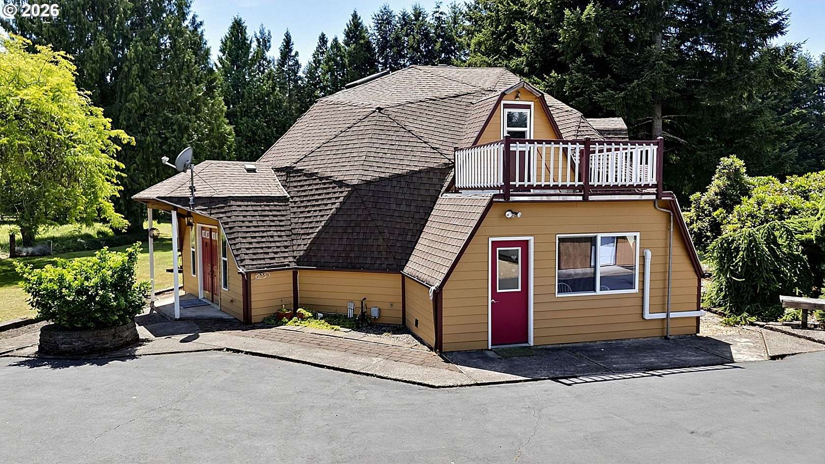 5 Acres of Land with Home for Sale in Springfield, Oregon
