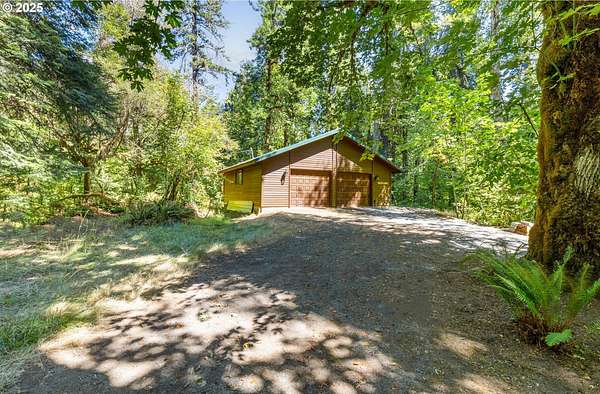 1.65 Acres of Improved Residential Land for Sale in Blue River, Oregon