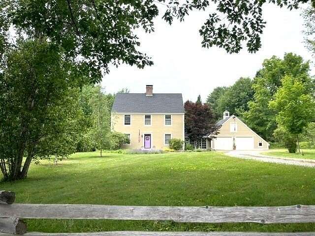 2.88 Acres of Land with Home for Sale in Readfield, Maine