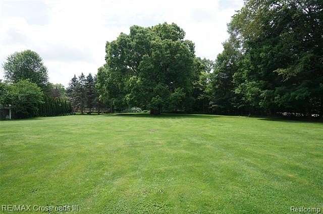 1 Acre of Residential Land for Sale in Van Buren Charter Township, Michigan