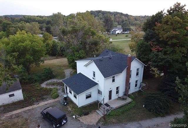 2.2 Acres of Land with Home for Sale in Davison, Michigan