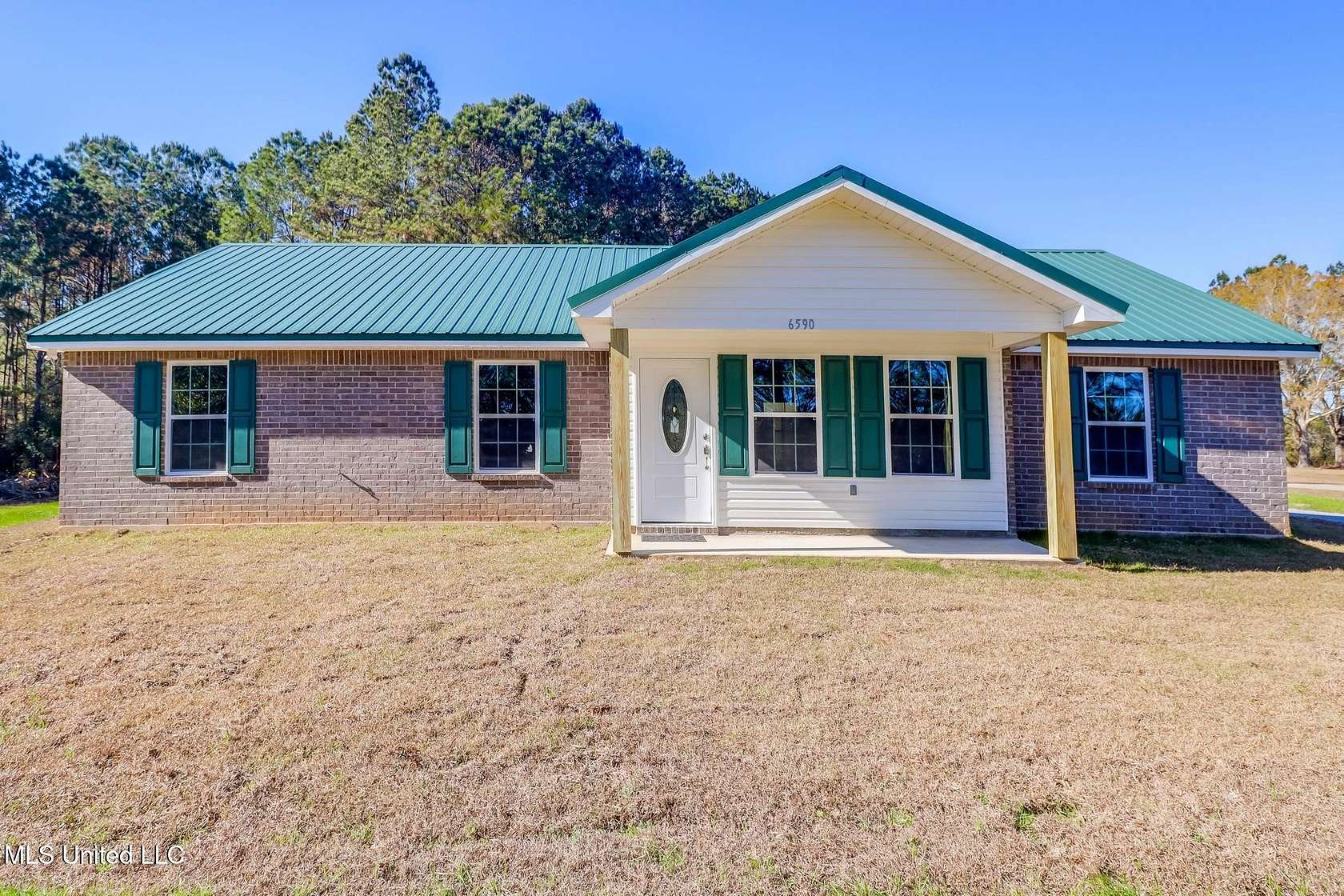 4.5 Acres of Land with Home for Sale in Picayune, Mississippi