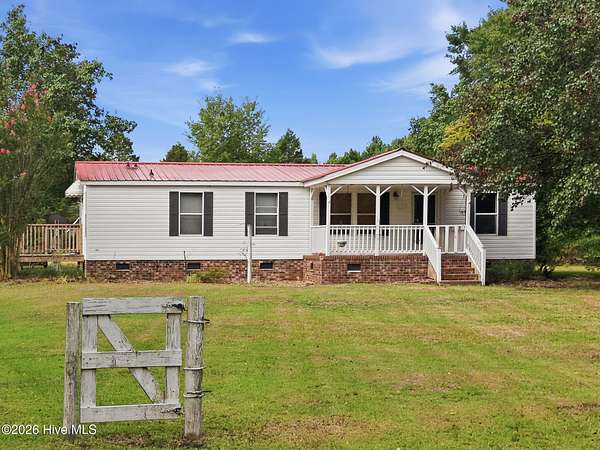 4 Acres of Land with Home for Sale in Grifton, North Carolina