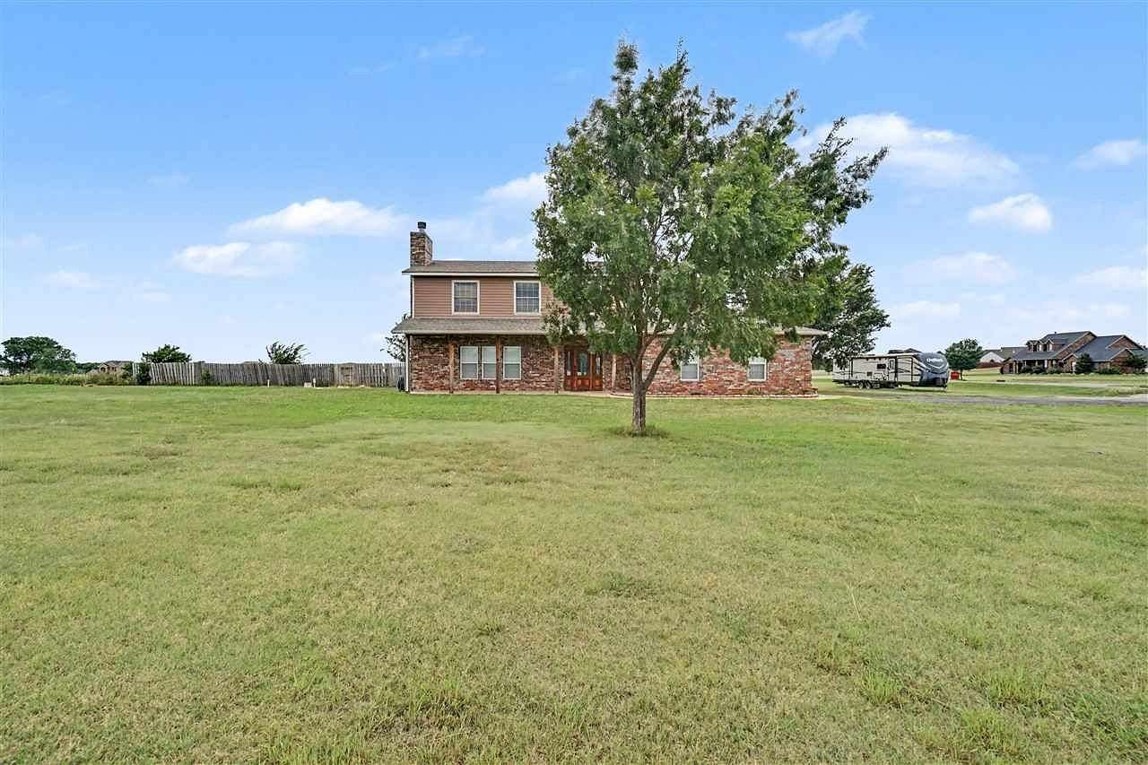 2.89 Acres of Land with Home for Sale in Cache, Oklahoma