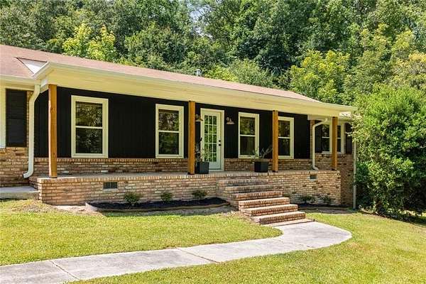 3.4 Acres of Land with Home for Sale in Atlanta, Georgia