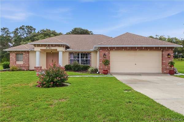 1.58 Acres of Land with Home for Sale in Dunnellon, Florida