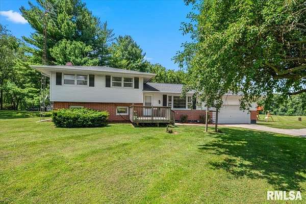 5 Acres of Land with Home for Sale in New Berlin, Illinois