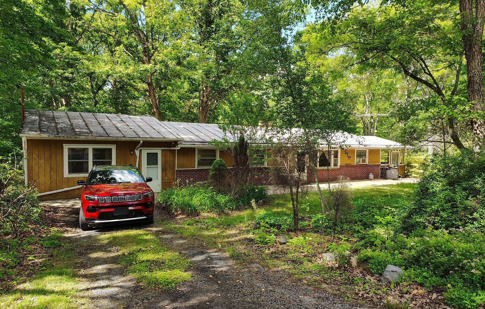 3.63 Acres of Land with Home for Sale in Edinburg, Virginia